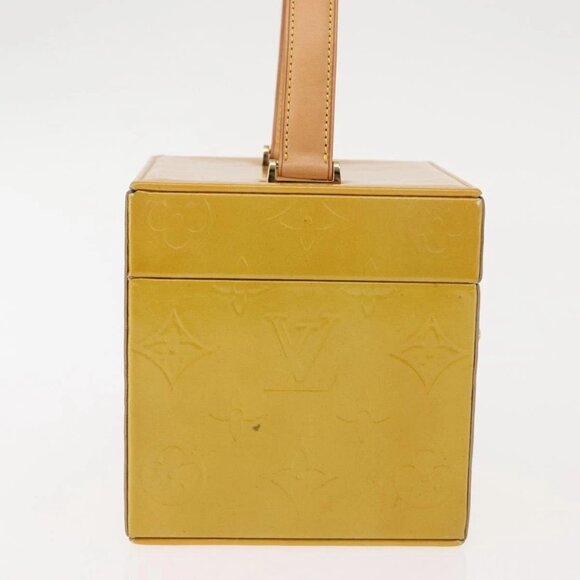 LOUIS VUITTON Monogram Vernis Bleecker Cosmetic Pouch Beige M91002 Auth BA6998 - Picture 7 of 16